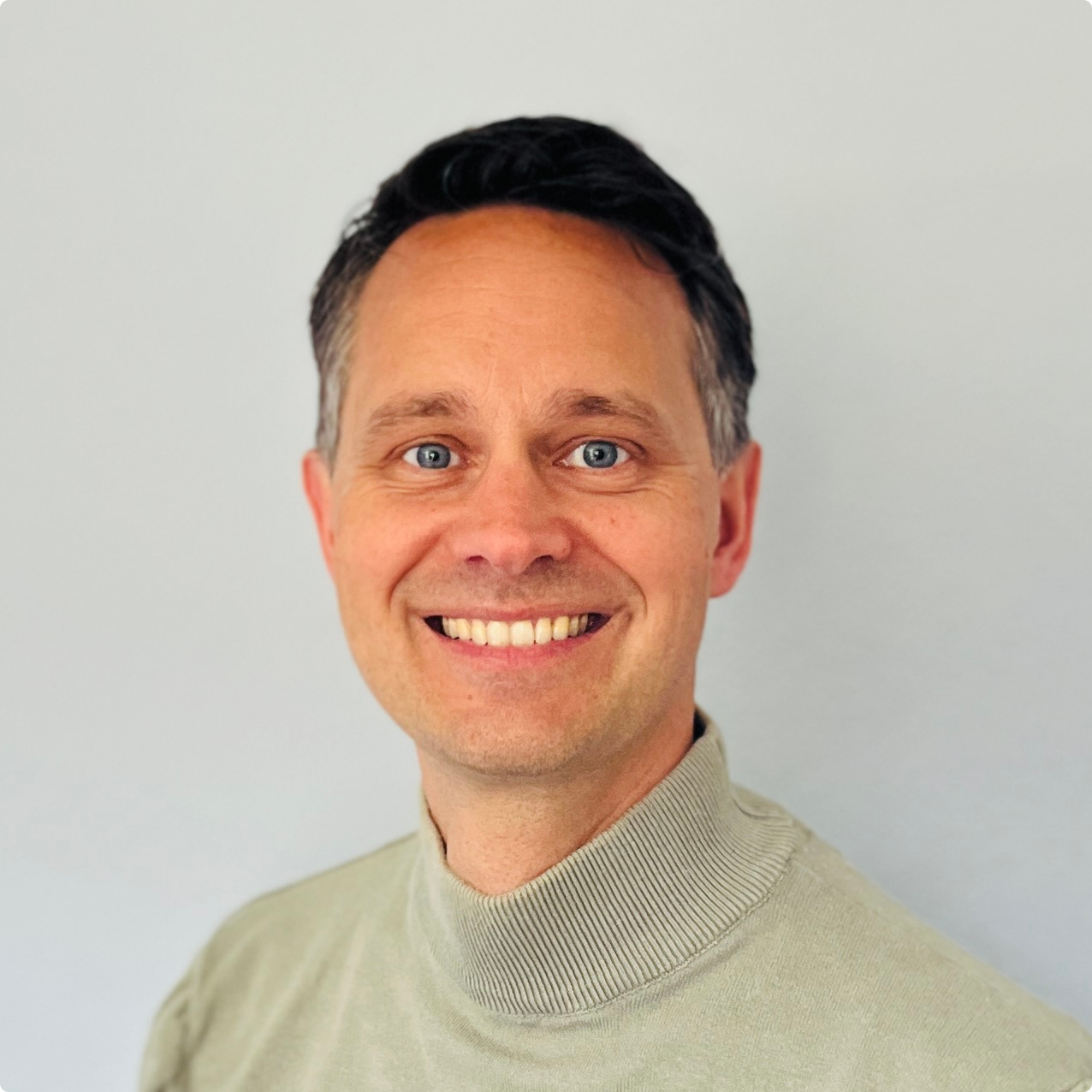 Lees meer over het artikel Dhr. J. Leenders
